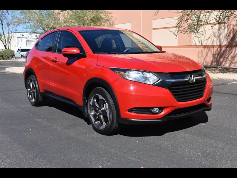 Used 2018 Honda HR-V EX image 2