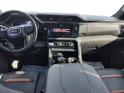 Used 2024 GMC Sierra 1500 AT4 w/ Technology Package image 10