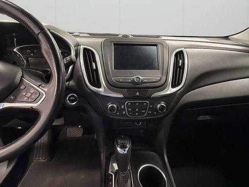 Used 2020 Chevrolet Equinox LT image 24