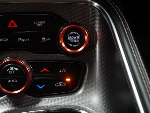 Used 2019 Dodge Challenger SRT Hellcat Redeye image 22