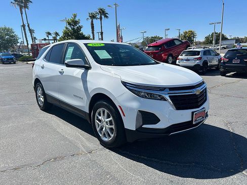 Used 2024 Chevrolet Equinox LT AWD/4WD image 1
