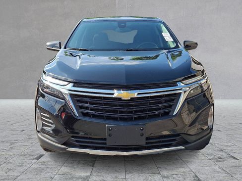 Used 2023 Chevrolet Equinox LT AWD/4WD image 2