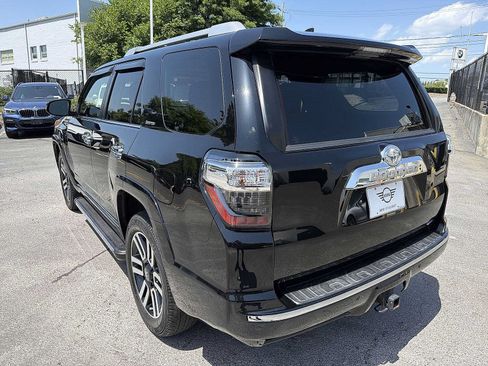 Used 2020 Toyota 4Runner Limited AWD/4WD image 12