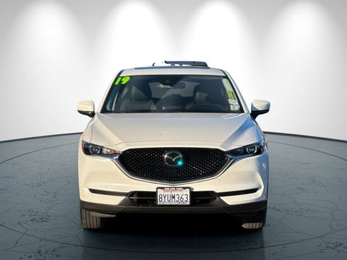 Used 2019 MAZDA CX-5 Touring image 9