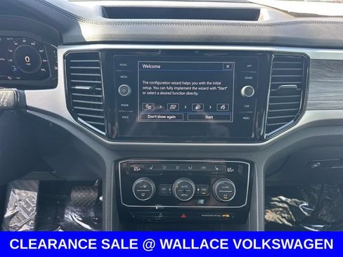 Certified 2022 Volkswagen Atlas Cross Sport SE AWD/4WD image 21