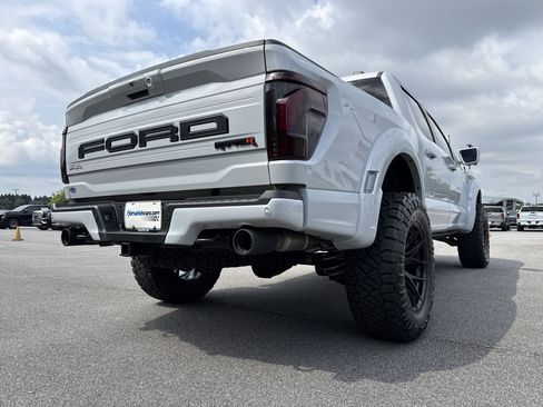 Used 2025 Ford F150 Raptor w/ Equipment Group 803A Raptor R AWD/4WD image 8