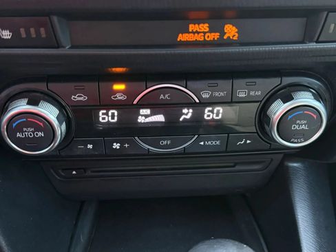 Used 2014 MAZDA MAZDA3 s Grand Touring FWD image 30