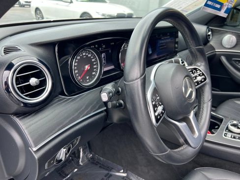 Used 2019 Mercedes-Benz E 300 image 31