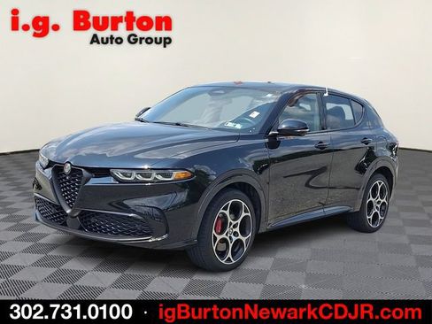 Used 2024 Alfa Romeo Tonale Veloce AWD/4WD image 3