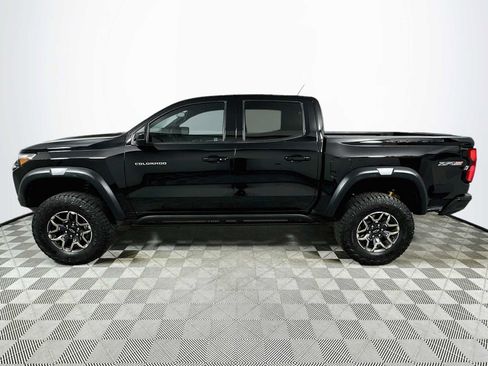 Used 2024 Chevrolet Colorado ZR2 w/ Safety Package AWD/4WD image 4