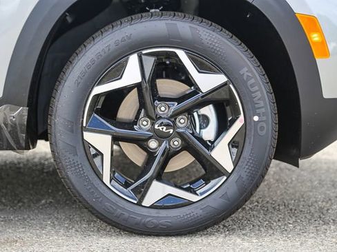 New 2026 Kia Seltos S image 19