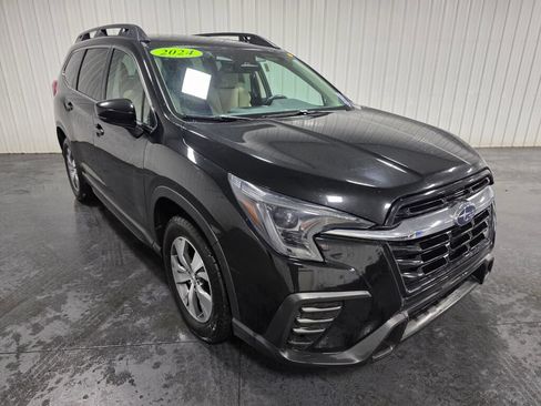Used 2024 Subaru Ascent Premium w/ Convenience Package AWD/4WD image 2