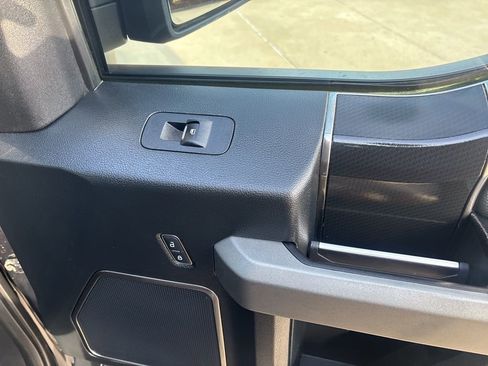 Used 2018 Ford F150 Raptor w/ Equipment Group 802A Luxury image 57