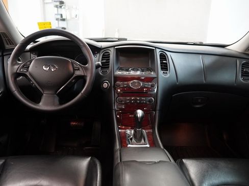 Used 2015 INFINITI QX50 AWD image 10