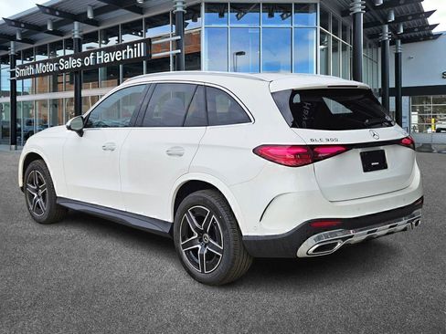 Used 2026 Mercedes-Benz GLC 300 4MATIC image 3