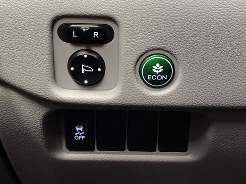 Used 2017 Honda Pilot EX-L image 26
