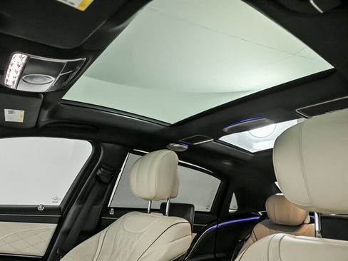 Used 2020 Mercedes-Benz Maybach S 560 4MATIC image 20