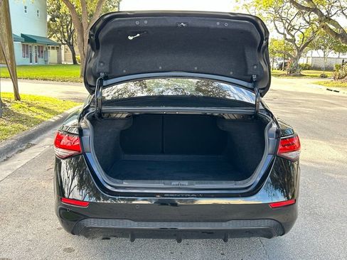 Used 2020 Nissan Sentra S image 28