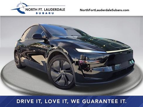 Used 2026 Tesla Model Y Long Range AWD/4WD image 1