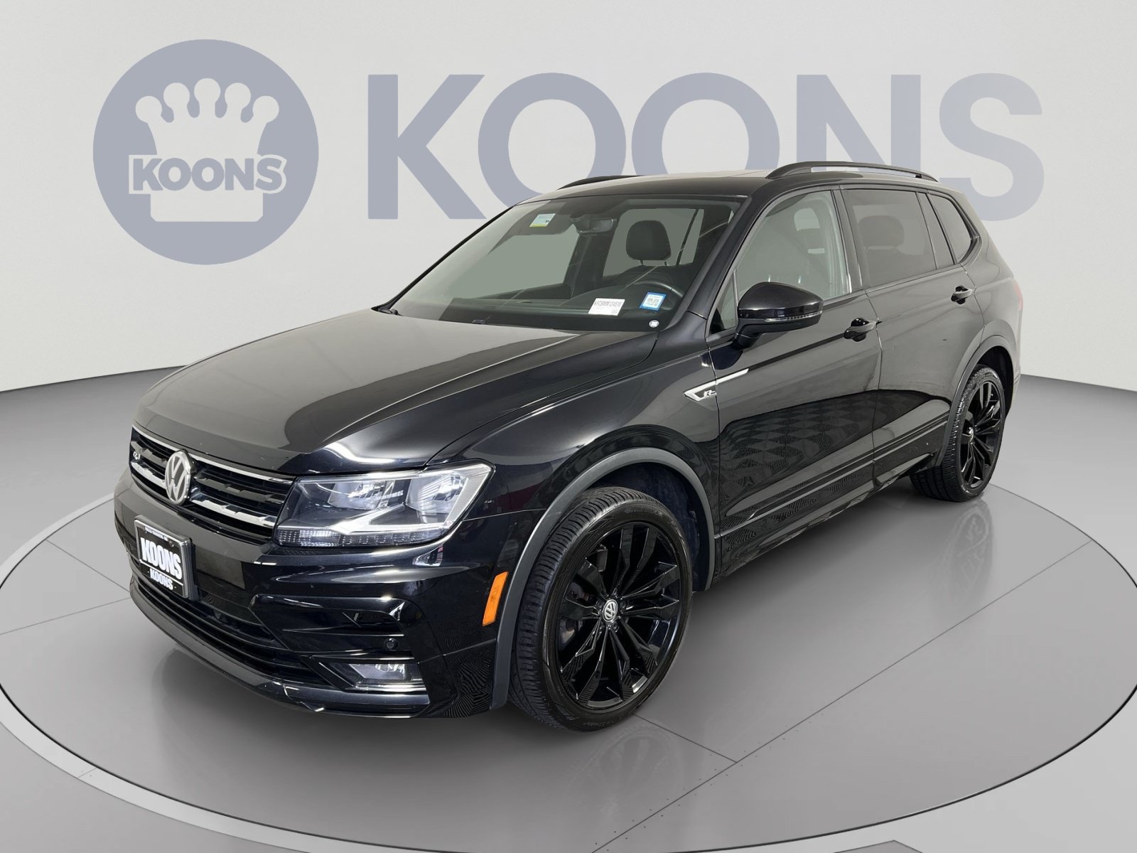 Used 2021 Volkswagen Tiguan SE R-Line AWD/4WD image 1