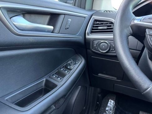Certified 2022 Ford Edge SEL w/ Convenience Package AWD/4WD image 26