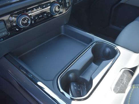 New 2026 Chevrolet Silverado 2500 ZR2 image 32