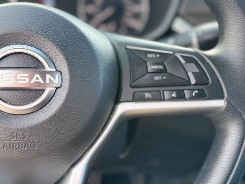 Used 2024 Nissan Altima 2.5 SV image 21