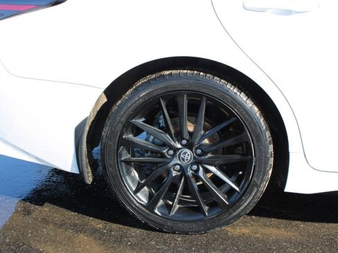 Used 2023 Toyota Camry XSE image 13