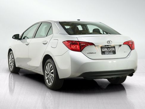 Used 2017 Toyota Corolla XLE FWD image 3