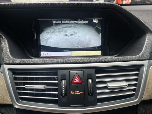 Used 2011 Mercedes-Benz E 350 4MATIC Sedan w/ Premium 2 Pkg image 17