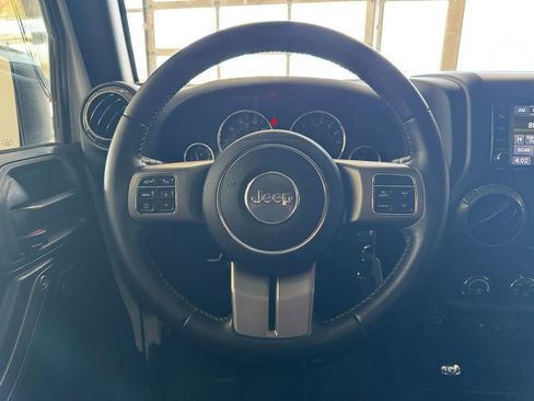 Used 2018 Jeep Wrangler Golden Eagle image 35