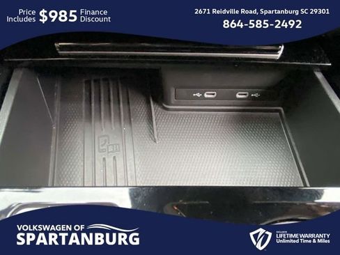 Used 2025 Volkswagen Atlas SE image 14