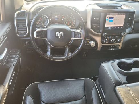 Used 2022 RAM 1500 Laramie AWD/4WD image 16