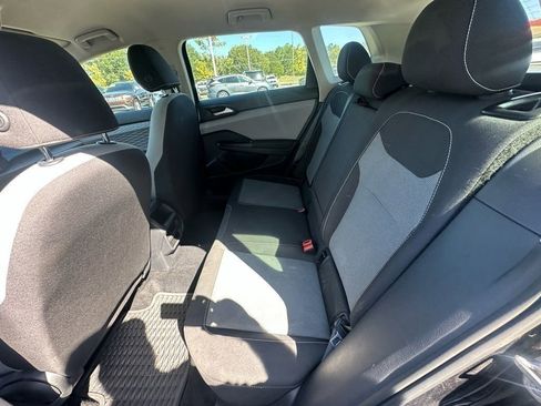 Used 2022 Volkswagen Taos S w/ IQ Drive S Package image 10