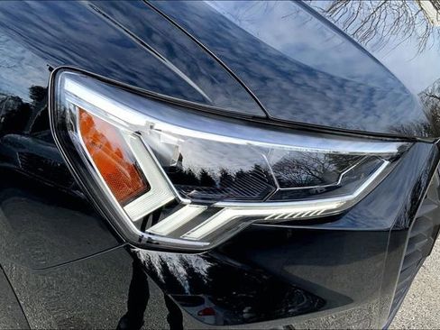 Certified 2025 Audi Q3 2.0T Premium w/ Convenience Package image 26