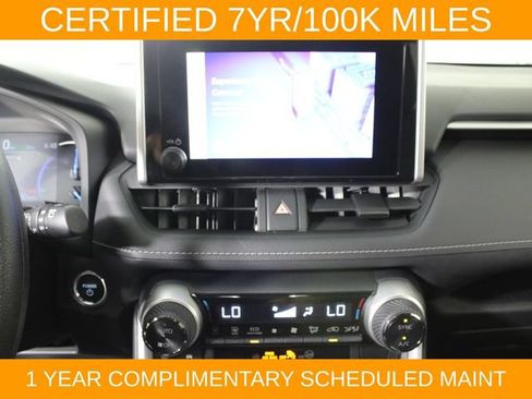 Used 2025 Toyota RAV4 XLE AWD/4WD image 22