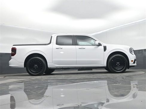 Used 2025 Ford Maverick Lobo image 55