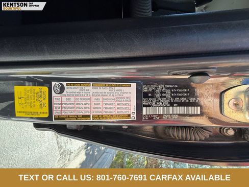 Used 2024 Toyota 4Runner SR5 AWD/4WD image 37