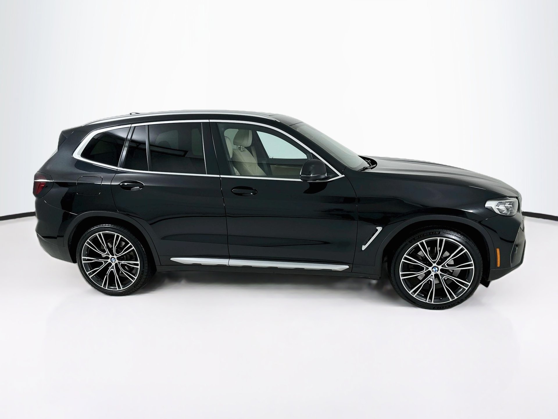 Used 2022 BMW X3 xDrive30i w/ Premium Package 2 (ZPA) AWD/4WD image 9