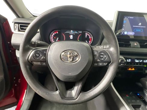 Used 2025 Toyota RAV4 XLE w/ Convenience Package FWD image 17