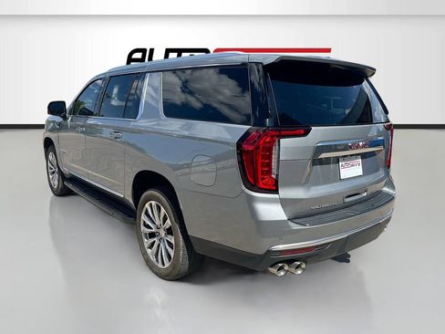 Used 2024 GMC Yukon XL Denali AWD/4WD image 5