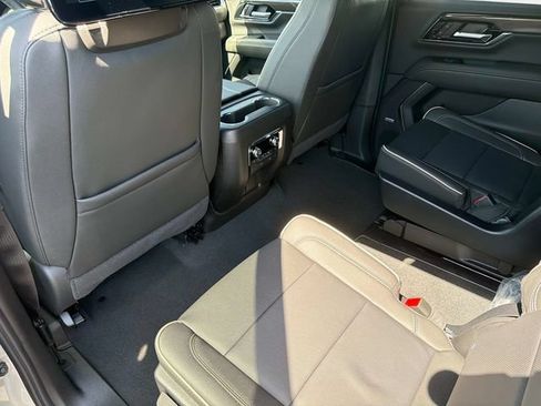 New 2026 GMC Yukon XL Elevation w/ Elevation Premium Package RWD image 14