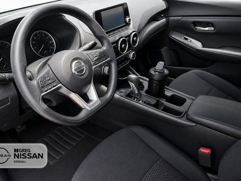 Certified 2023 Nissan Sentra S FWD image 6