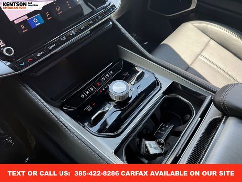 Used 2025 Jeep Wagoneer L Series III image 26