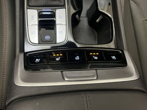 Used 2022 Hyundai Santa Cruz Limited image 33