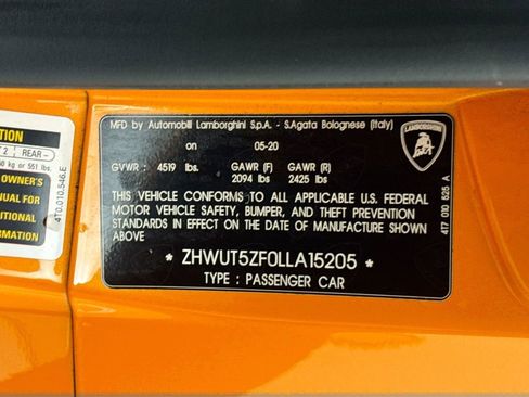 Used 2020 Lamborghini Huracan EVO image 32