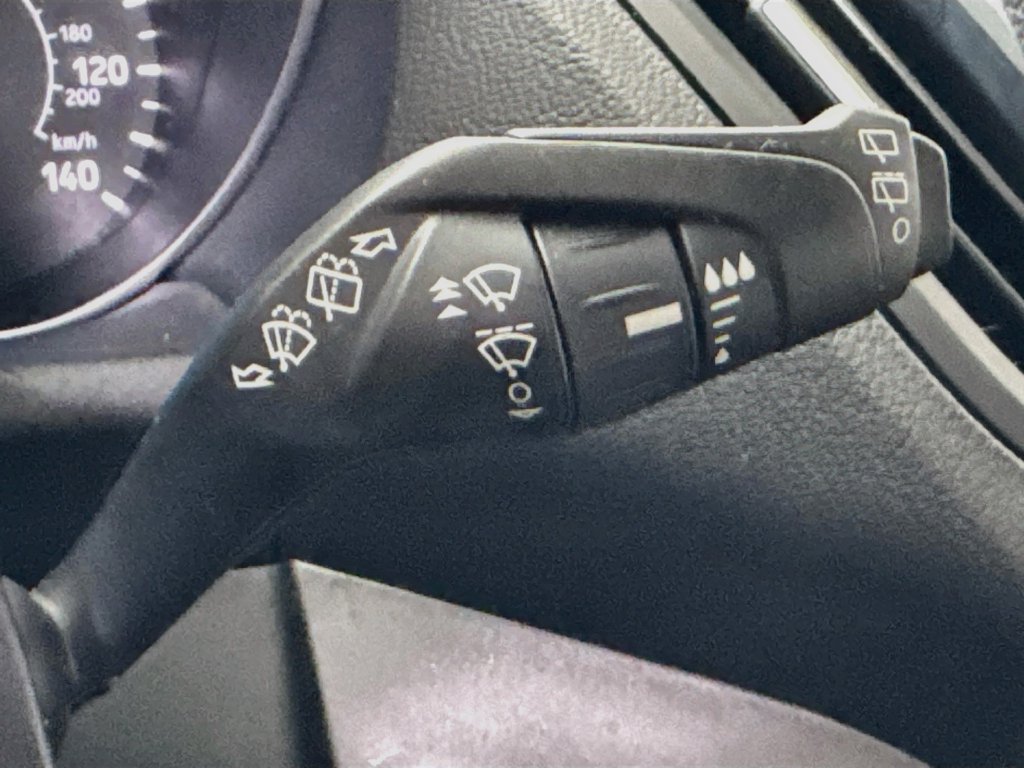 Used 2018 Ford Escape SEL FWD image 13