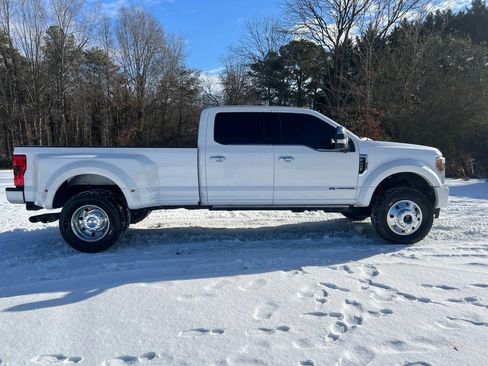 Used 2017 Ford F450 Platinum image 8