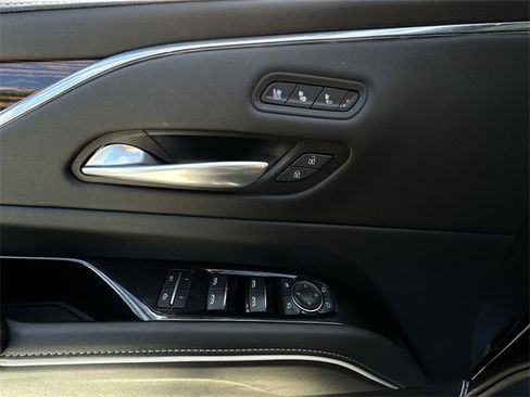 Certified 2024 Cadillac Escalade Premium Luxury image 21