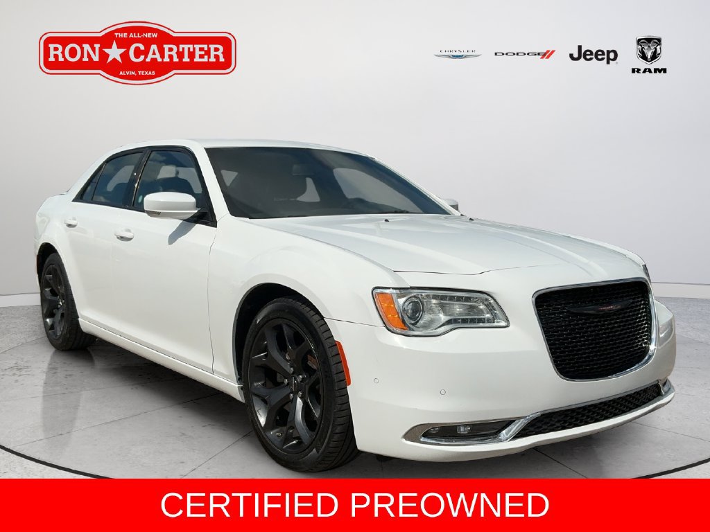 Certified 2022 Chrysler 300 S RWD image 1